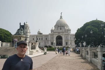 Kolkata to Bhubaneswar Cultural and Beach Tour