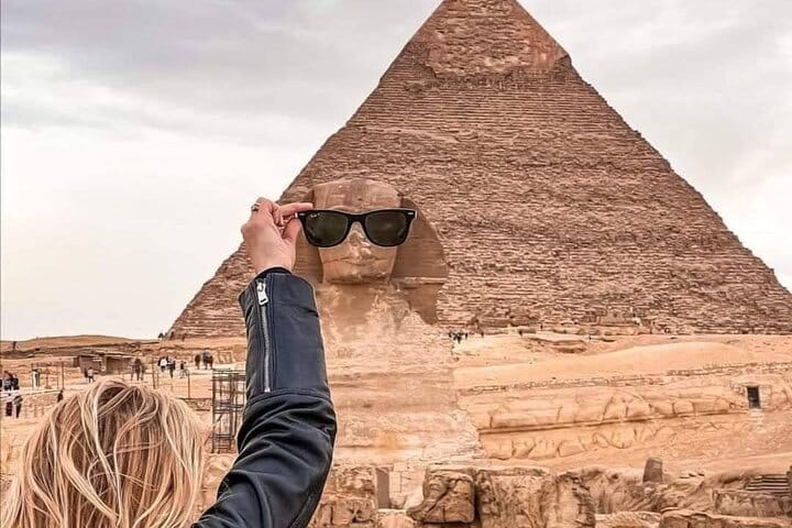 Pyramids of Giza Tour