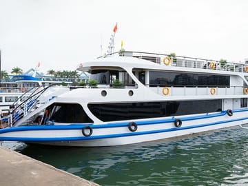 Halong Bay Luxury Day Tour From Hanoi With Limousine Transfer