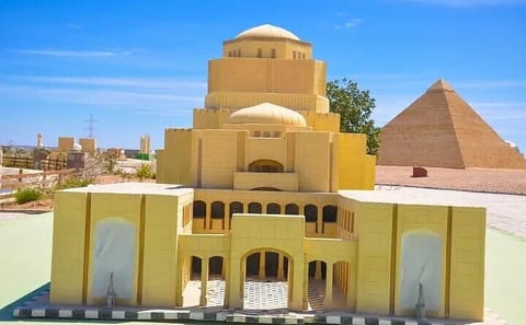 Mini Egypt Park Museum Tour with Pickup from Hurghada