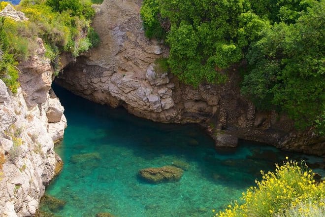 Capri boat tour with Blue Grotto: Fun & Swim (half day 4hours) 6