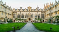 Oxford, Shakespeare Country & Warwick castle private Tour 5