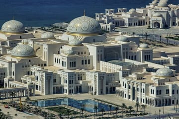 Abu Dhabi City Tour from Dubai with Lunch Included