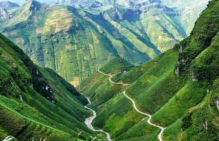 2-Day Loop Tour of Ha Giang by Car or Motorbike