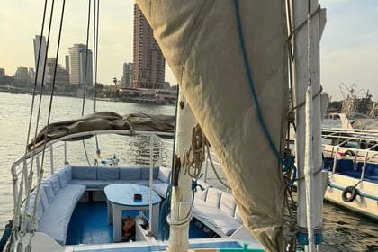Private Luxury Nile Felucca with Hotel Pickup and Drop Off