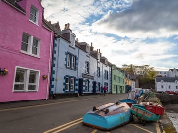 5 Day Isle of Skye, Loch Ness, and Inverness including Loch Ness Cruise & Journey across Glenfinnan Viaduct ( B&B single )