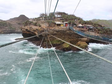 Caving Adventure at Jomblang Cave and Gondola Beach Tour