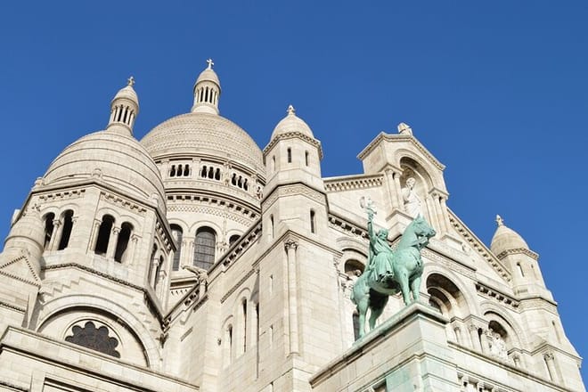 Paris Highlights Private Sightseeing Car Tour