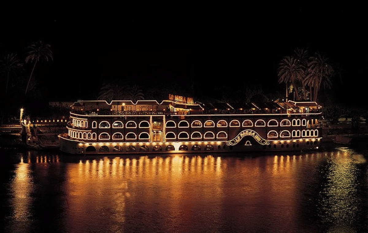 5 Stars Nile Dinner Cruise with belly-dancing & Egyptian folklore show