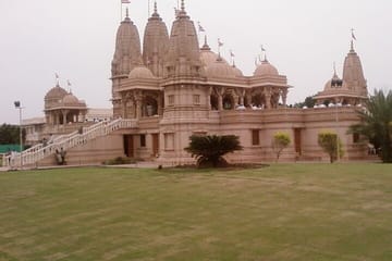 Private Cultural Tour of Jain Temples in Ankleshwar from Surat