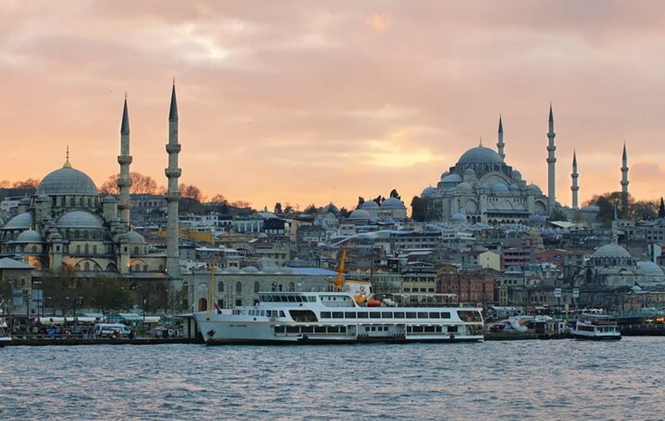 Professional Photo Shoot Experience in Istanbul
