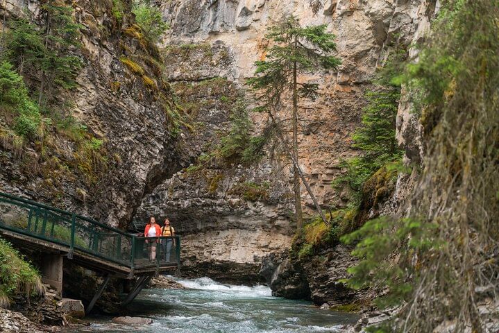 2 Day Banff Lake Louise Johnston Canyon Gondola Hot Springs tour