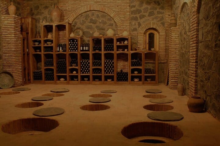 4 Full days in Georgia with private tour, free aiport