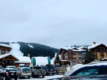 Vancouver to Sun Peaks 2-Day Outdoor Adventure Tour