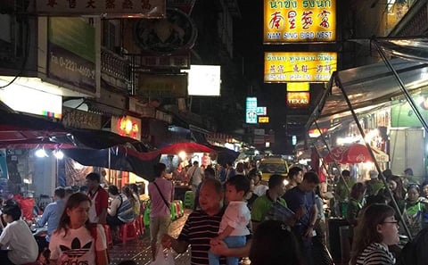 Bangkok Chinatown Evening Food Tour with Private Tuk-Tuk Ride