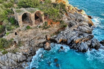 Ancient Ruins and Secret Caves Tour from Alanya-Syedra to Cragum