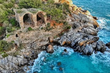 Ancient Ruins and Cave Exploration Tour from Alanya