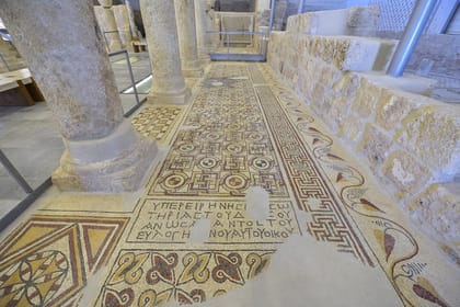 Private Visit to Madaba and Mount Nebo with Amman Panoramic Tour