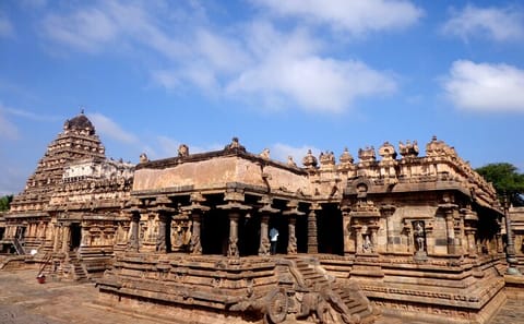 Private Day Tour of Great Living Chola Temples in Kumbakonam and Thanjavur