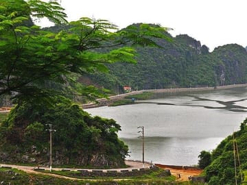 Full-Day Tour of Cat Ba Island from Hạ Long Bay