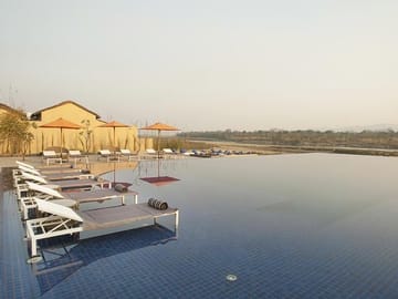 Luxury 3-Day Tour of Chitwan and Kathmandu, Nepal