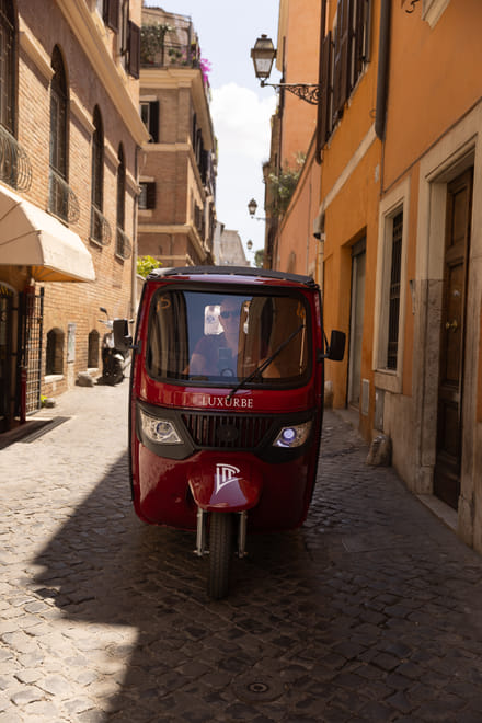 E-Tuk Tour: Rome in a Flash 10
