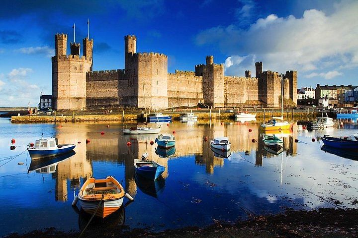 Snowdonia Adventure: Explore Conwy, Caernarfon Castles & Scenic Nature