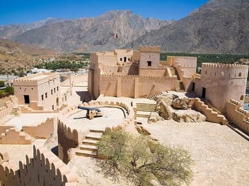 4-Day Cultural and Adventure Tour in Oman’s Al Hadd and Al Hamra