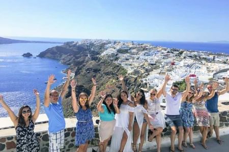 Santorini Road Tour: The Perfect 6-Hour Highlight Tour!