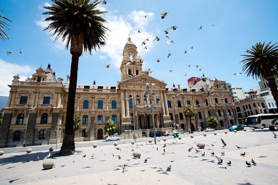 Cape Town City and Table Mountain Half Day guided Tour