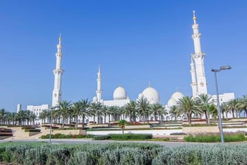 Private Abu Dhabi full day tour : Grand Mosque, Qasr al Watan with Lunch