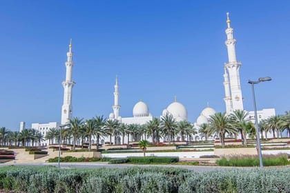 Private Abu Dhabi full day tour : Grand Mosque, Qasr al Watan with Lunch