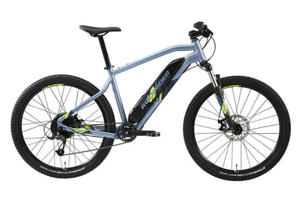 Electric Bike Rental along Lungotevere in Rome