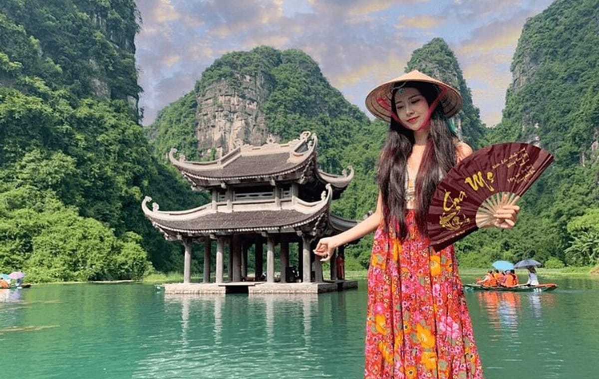 Hoa Lu-Trang An Day Tour Depart From Hanoi With Limousine & Lunch
