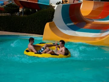 Makadi Water World Day Trip with Transfer from Hurghada