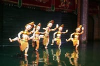 AUTHENTIC VIETNAMESE DINNER AND WATER PUPPET SHOW 4