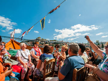 From Porto: Small Group Douro Valley Wine Tour