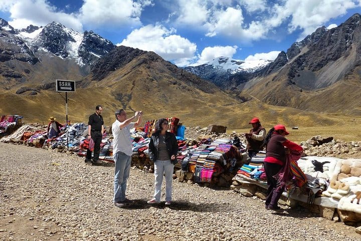 One Way Scenic Bus Transfer to Cusco from Puno
