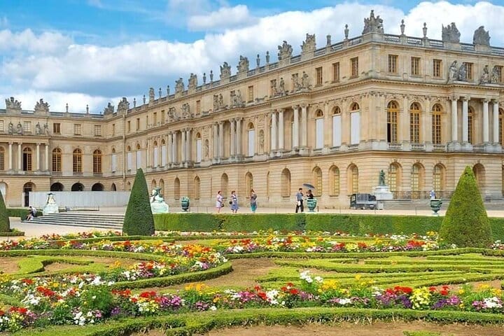 Half-Day Private Versailles Trip and Seine River Cruise 2
