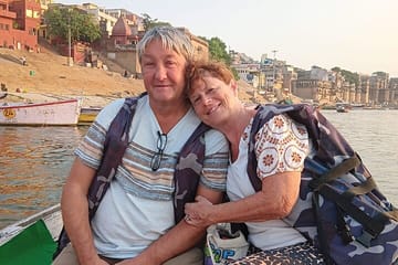 Full Day Cultural Tour of Varanasi and Agra Highlights