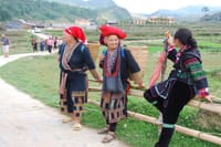Sapa tour 2days trekking Ta Van & Cat Cat village 9