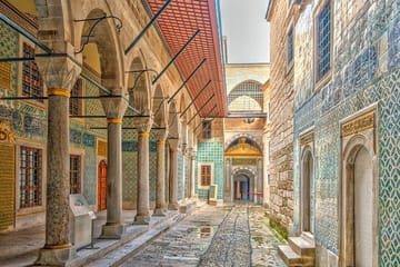 Private Istanbul Highlights Tour (Up to 8 Guests) with Licensed Guide
