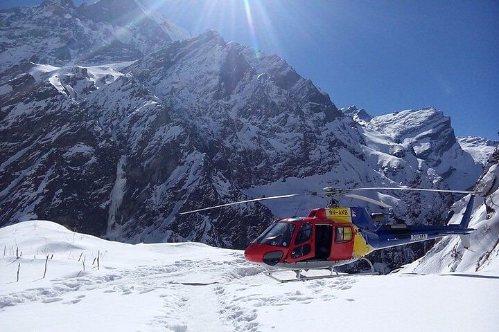 Everest Base Camp Helicopter Tour: Breathtaking Views & Sherpa Culture