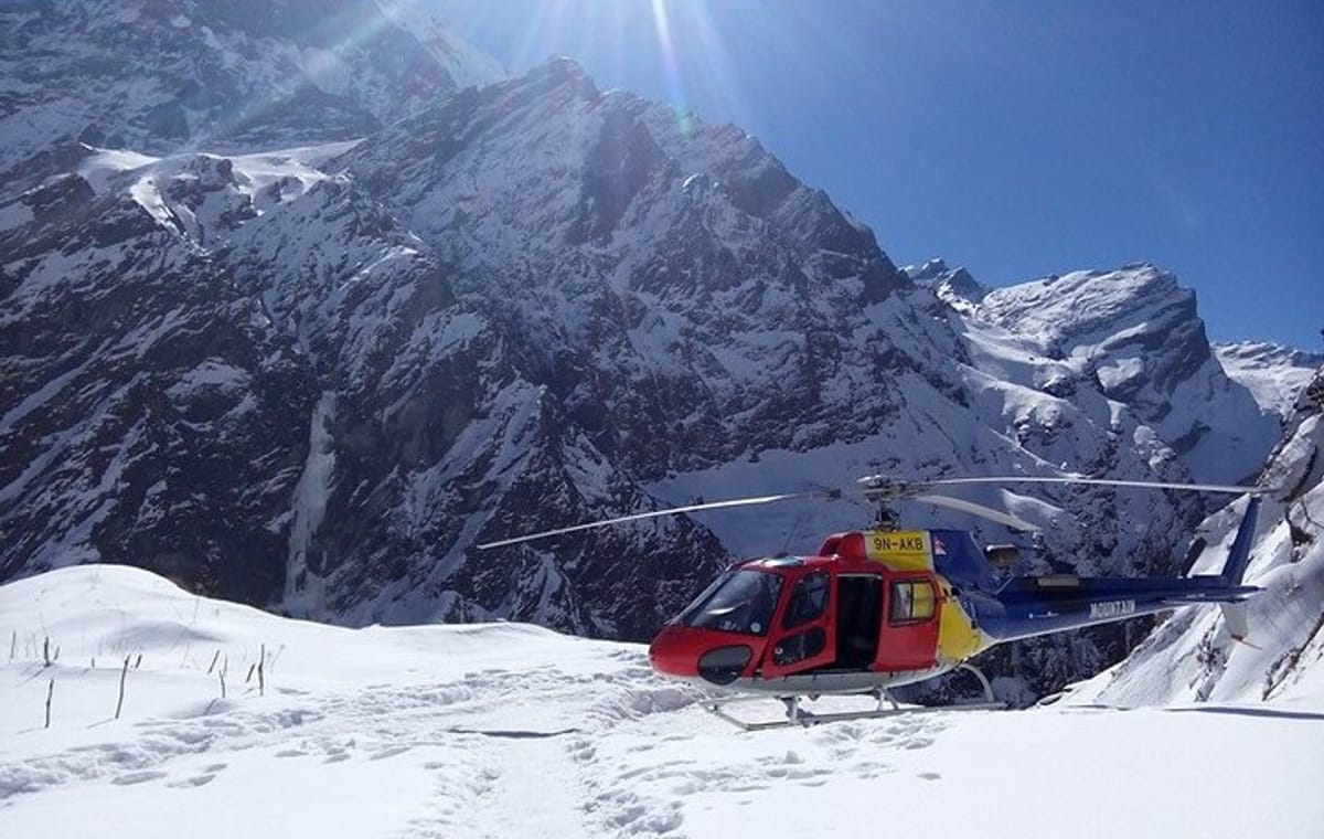 A 3-hour Everest Experience Helicopter Charter Tour