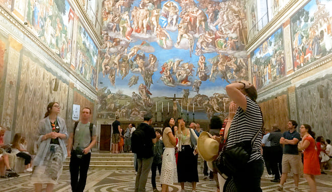 St. Peter’s Tomb & Vatican Necropolis Tour with Basilica