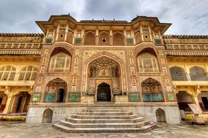 Day trip to Jaipur from Delhi by Private A/C Vehicle Includes Guide