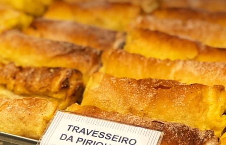 Half-Day Sintra Tour with Pena Palace and Pastry Tasting