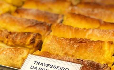 Half-Day Sintra Tour with Pena Palace and Pastry Tasting