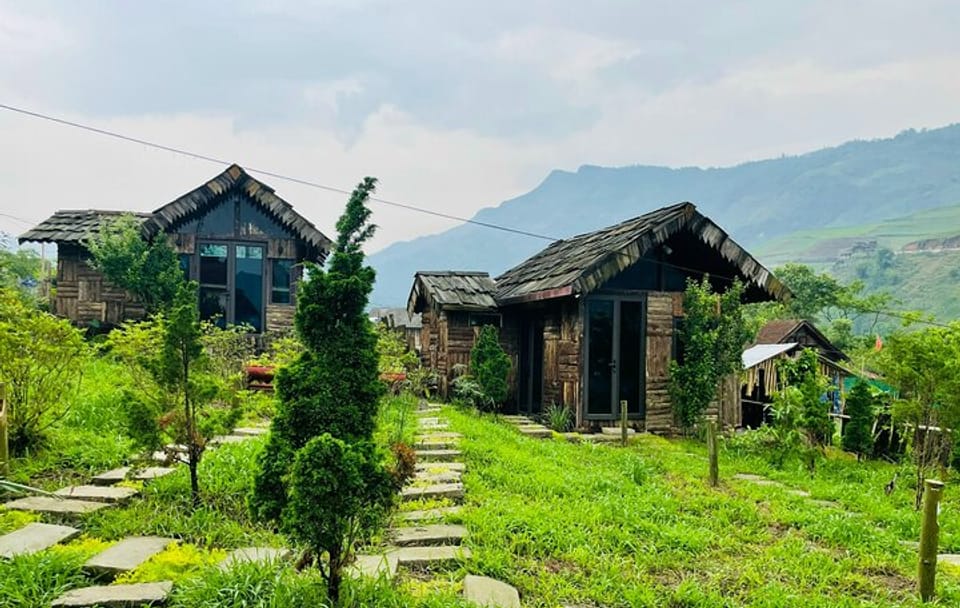 From Hanoi: Sa Pa 3 Days Trekking Hotel & Bungalow Overnight