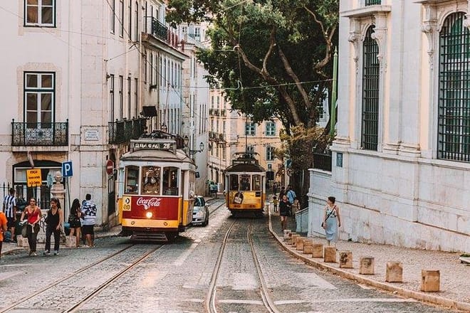 90-minute Tuk Tuk Tour of Old Town of Lisbon. Alfama will make you fall in love! photo 3